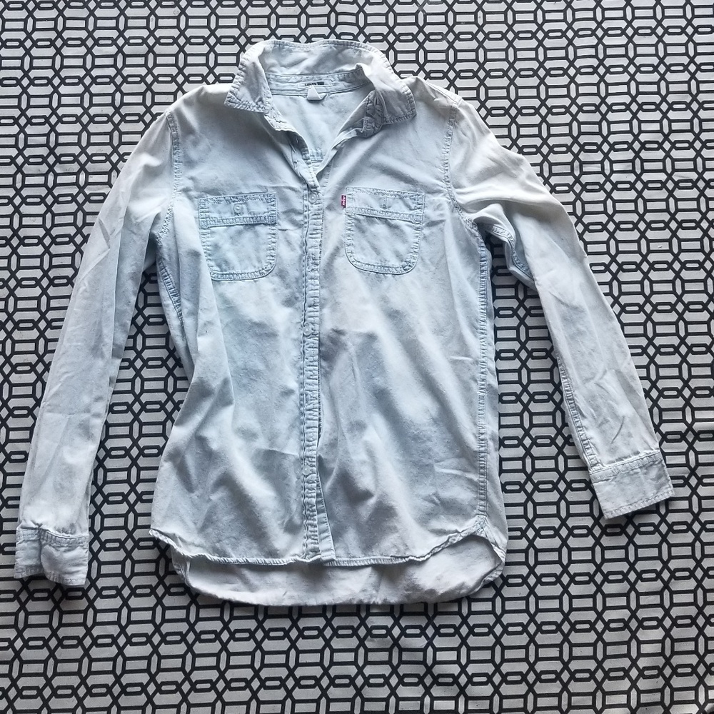 Levi's long sleeve shirt